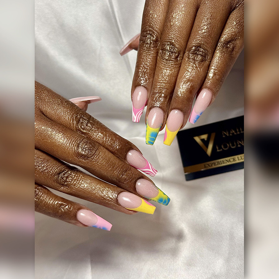 V Nail Lounge